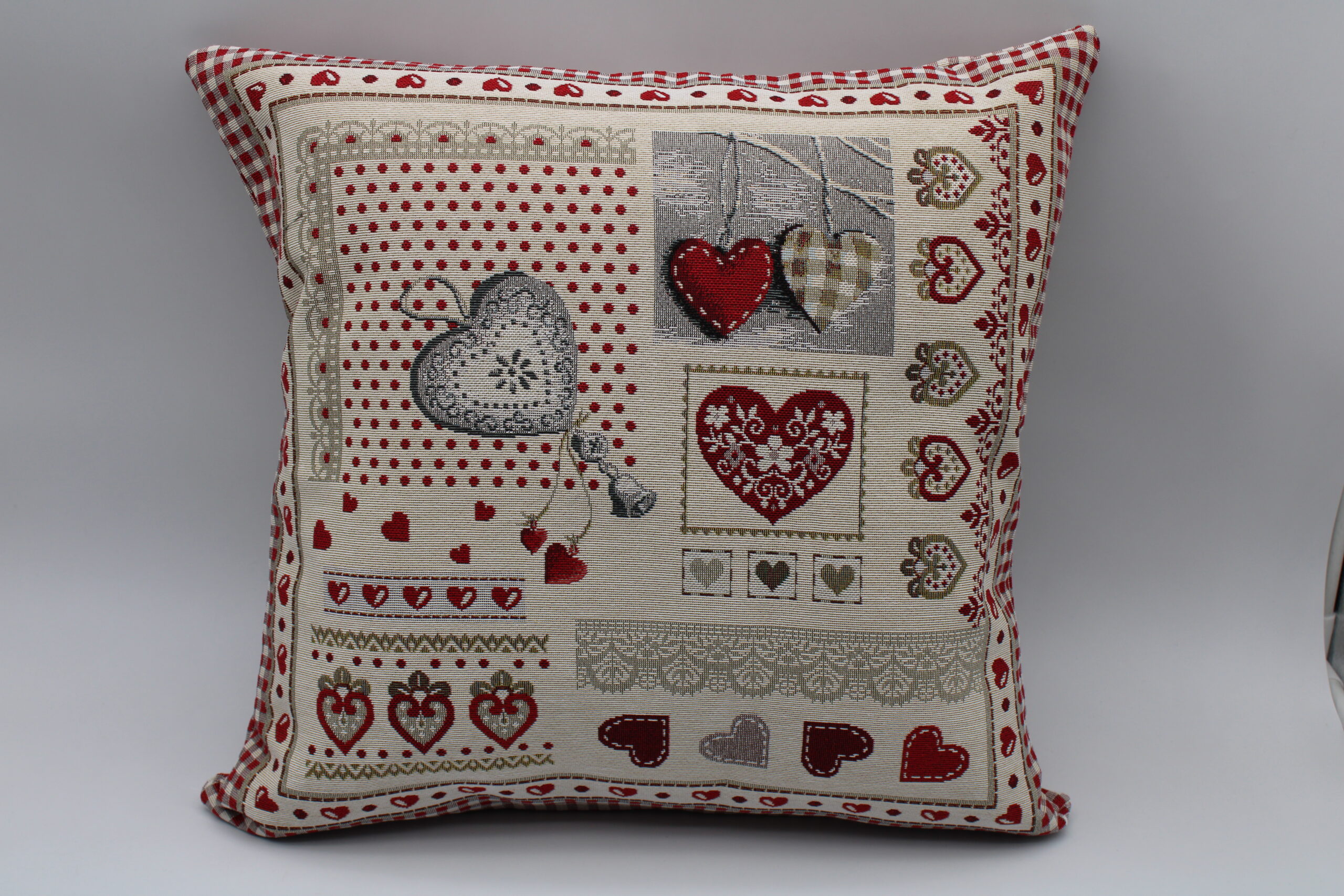 La corde à Linge - L'esprit montagne - voilages rideaux bain linge de maison Vosges Gérardmer Coussin jacquard coeurs de montagne 45cm x 45cm