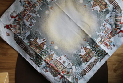 Nappe 100cm x 100cm  Lueurs de Noël