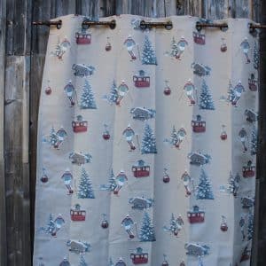 Rideau jacquard skieur prêt à poser