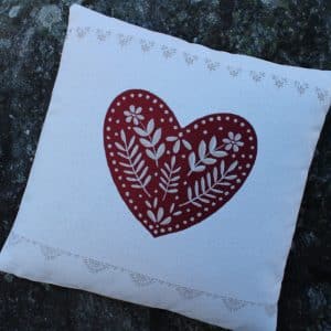 Coussin complet jacquard Les Rousses 45x45 – vue d’ensemble