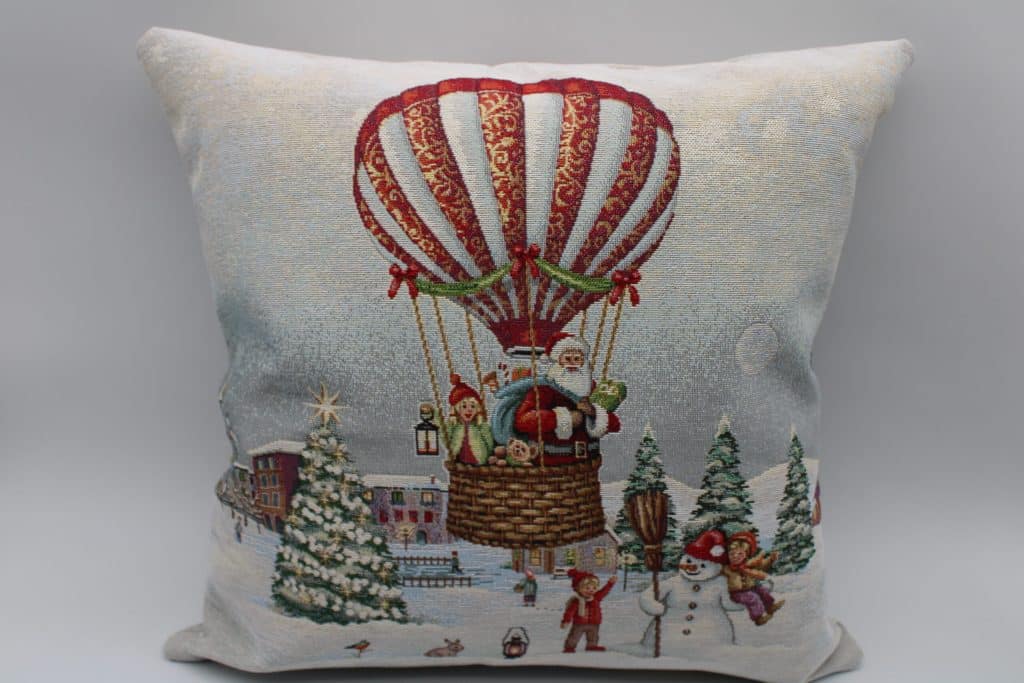 Coussin jacquard Voyage en Montgolfière – vue d’ensemble