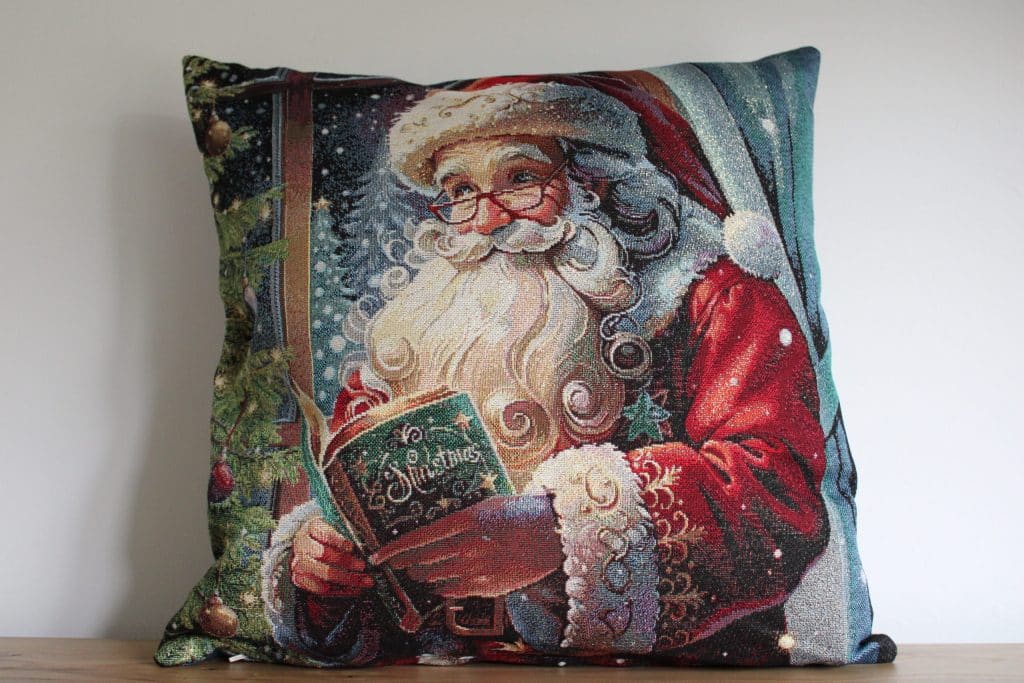 Housse de coussin jacquard Père Noël 45cm x 45cm – vue d’ensemble