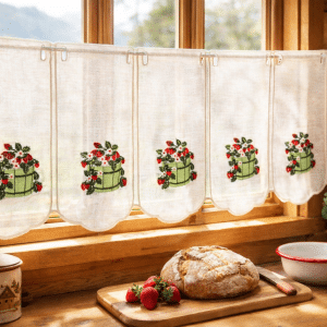 Brise-bise brodé Fraises